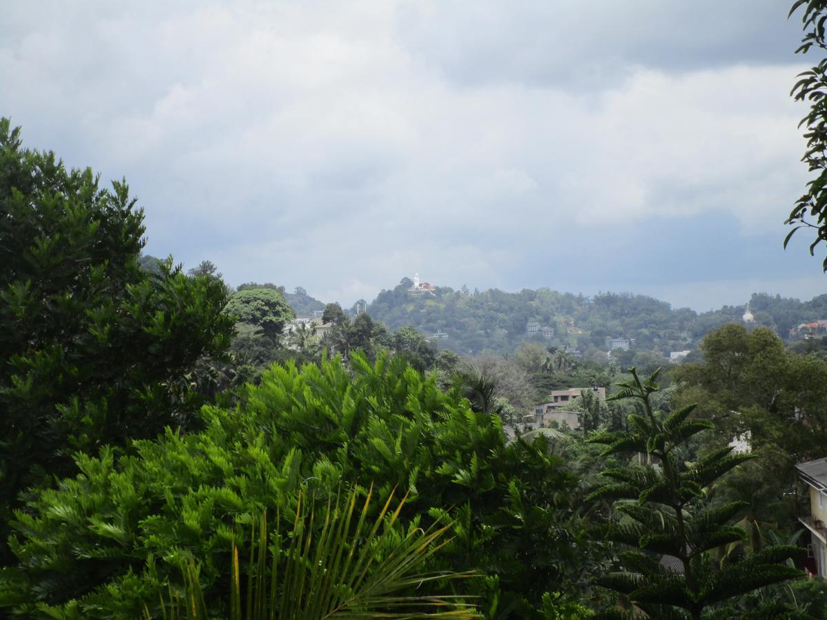 Cloud Inn Kandy Buitenkant foto